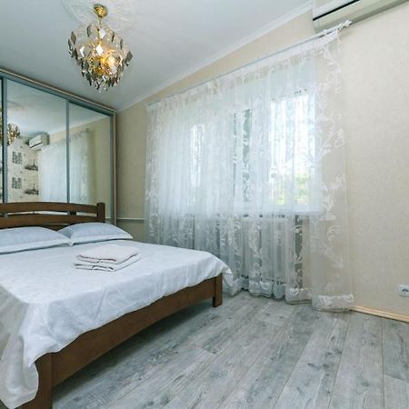 Cozy Apartment On Kpi Kiev Eksteriør bilde